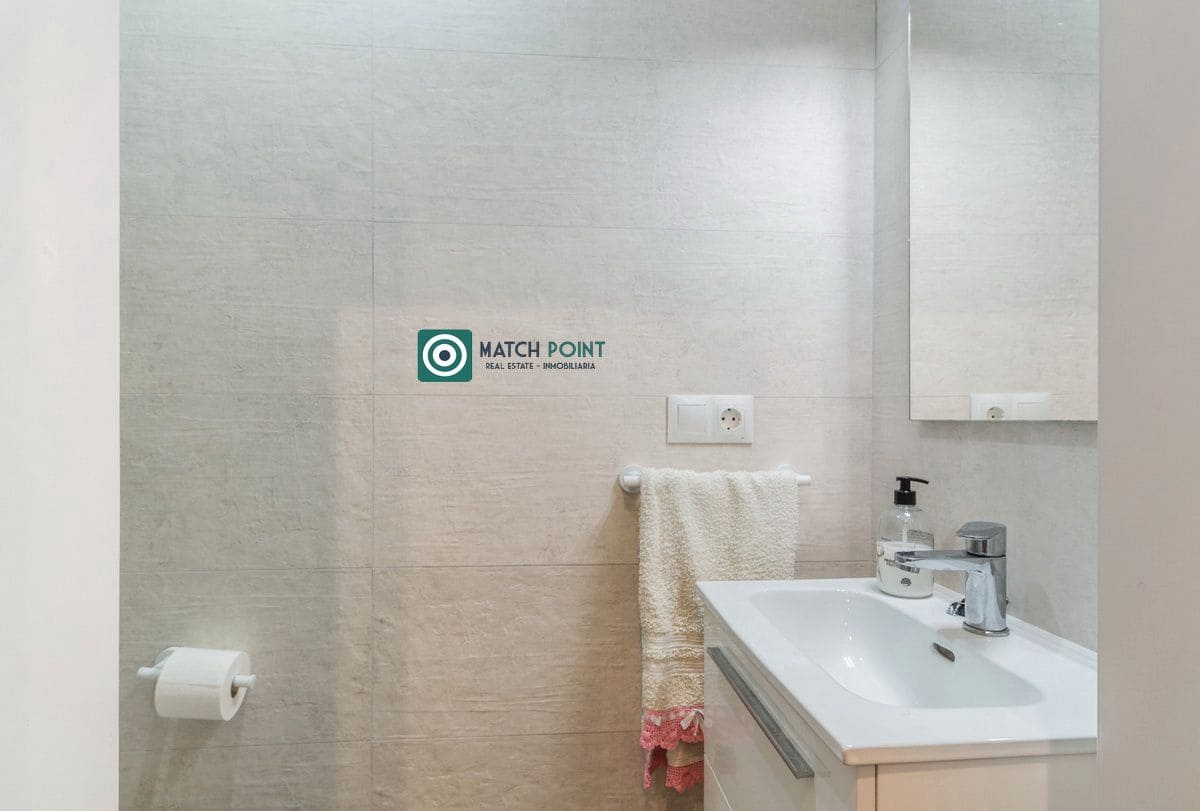 2 soveværelse Lejlighed til leje i Almunecar - € 1.000 (Ref: 9221398)