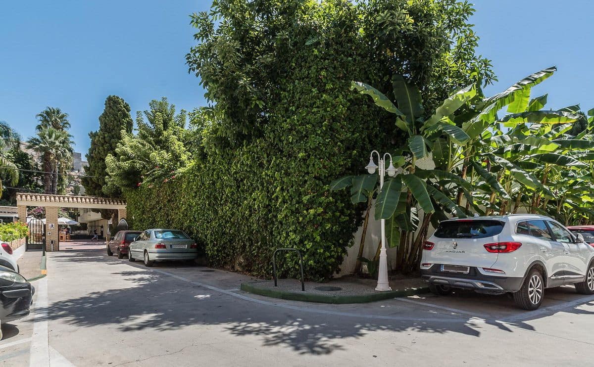 2 soveværelse Lejlighed til leje i Almunecar - € 1.000 (Ref: 9221398)