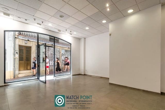 Erhverv til leje i Almuñécar - € 400 (Ref: 9255803)