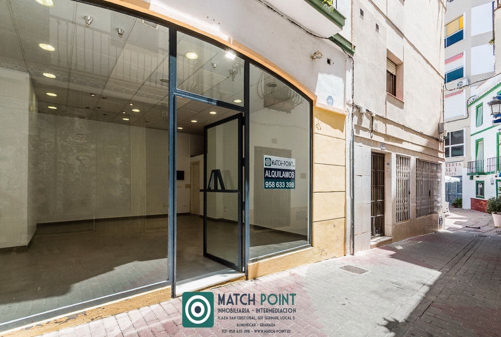 Erhverv til leje i Almunecar - € 400 (Ref: 9255803)