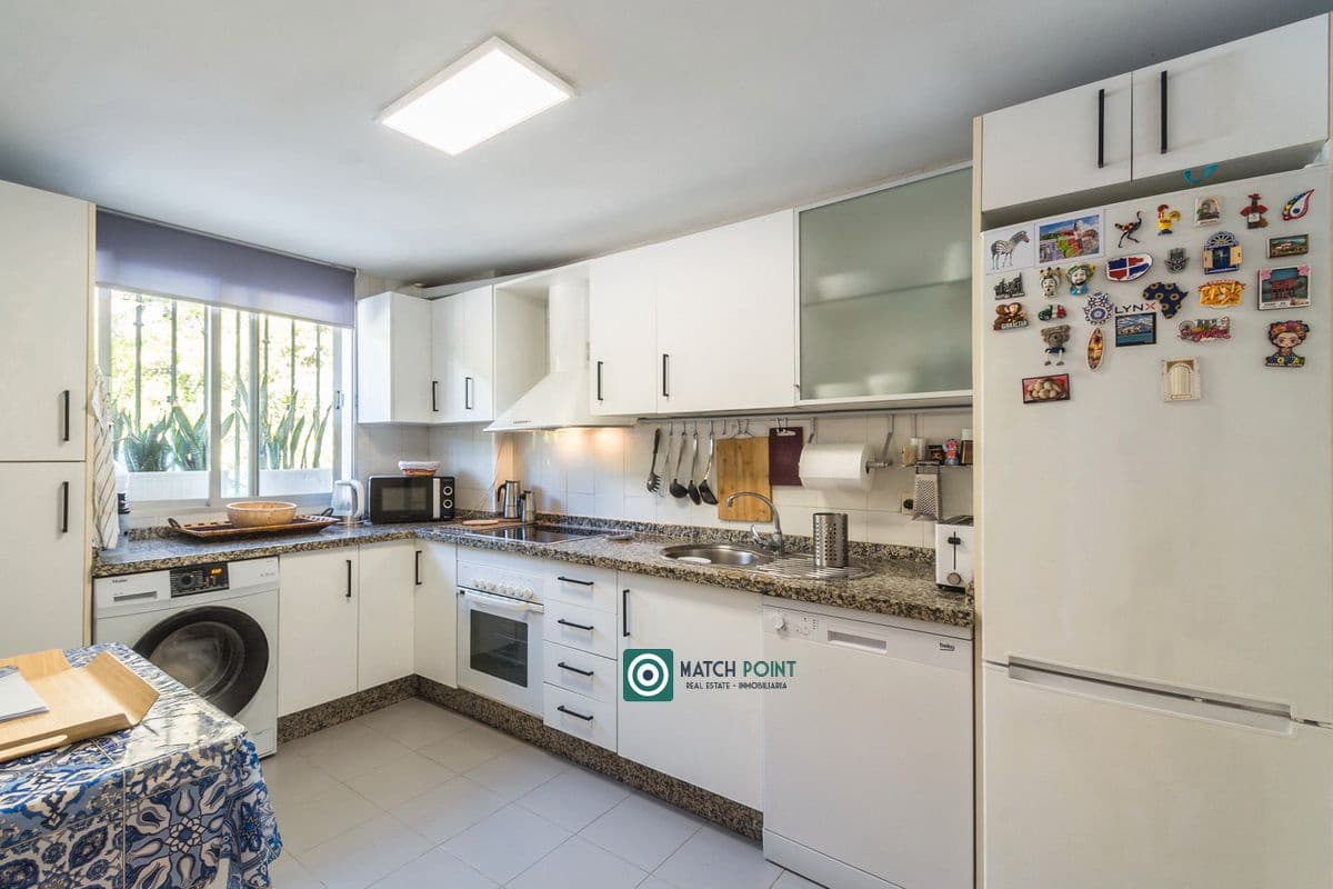 3 quarto Casa em Banda para arrendar em Almunecar - 1 200 € (Ref: 9258013)