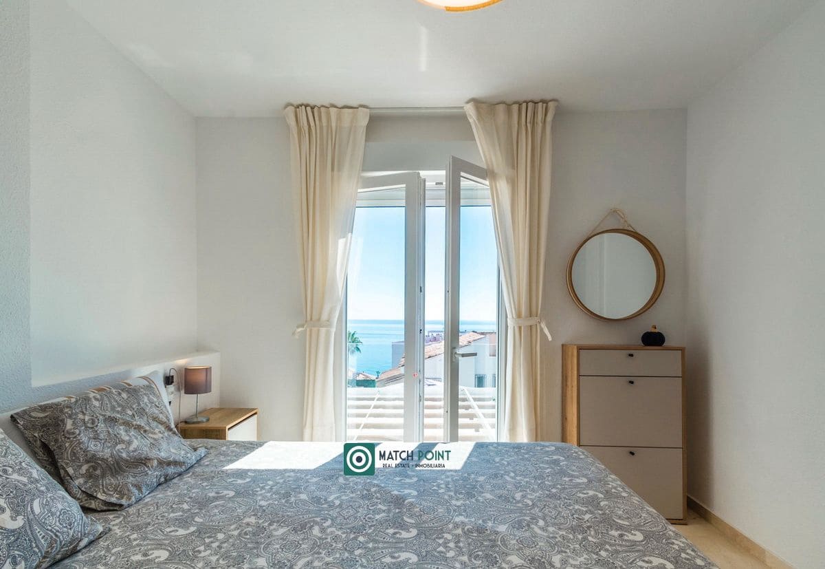 3 quarto Casa em Banda para arrendar em Almunecar - 1 200 € (Ref: 9258013)