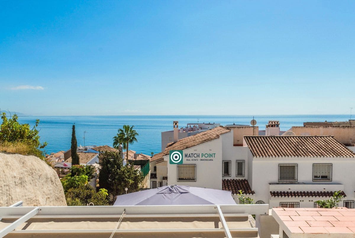 3 quarto Casa em Banda para arrendar em Almunecar - 1 200 € (Ref: 9258013)