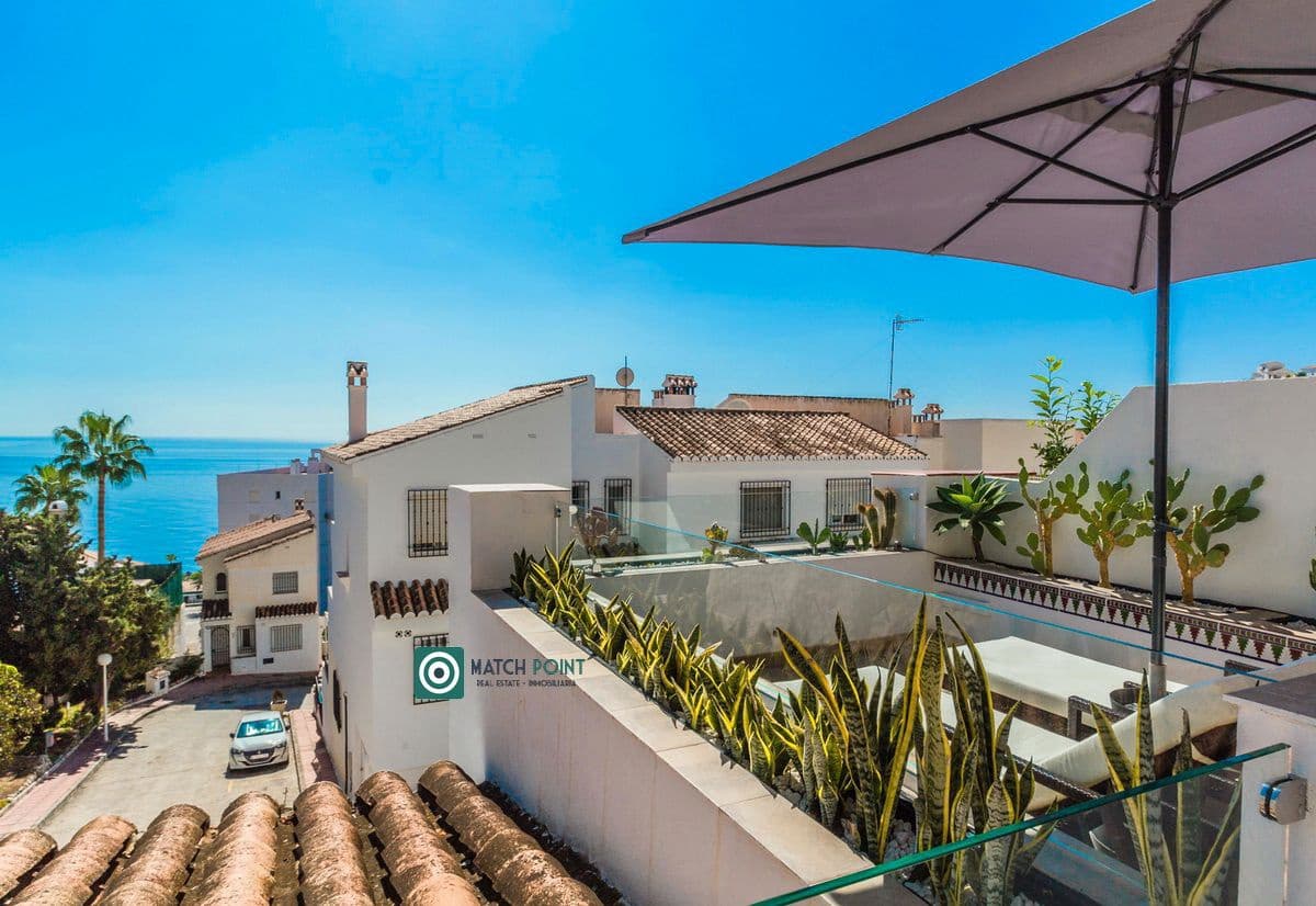 3 quarto Casa em Banda para arrendar em Almunecar - 1 200 € (Ref: 9258013)