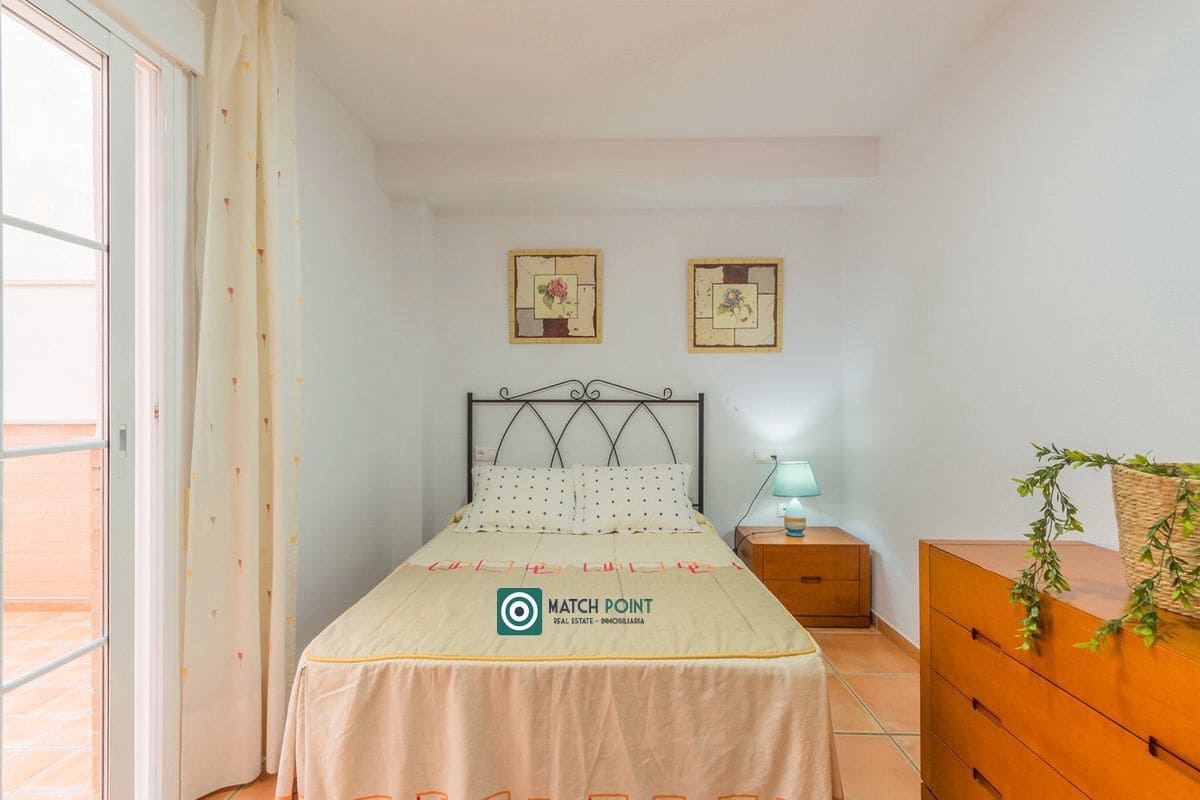 2 bedroom Apartment for rent in Almunecar with pool garage - € 850 (Ref: 9258120)