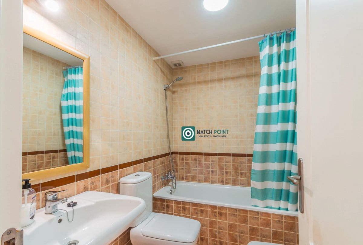2 bedroom Apartment for rent in Almunecar with pool garage - € 850 (Ref: 9258120)