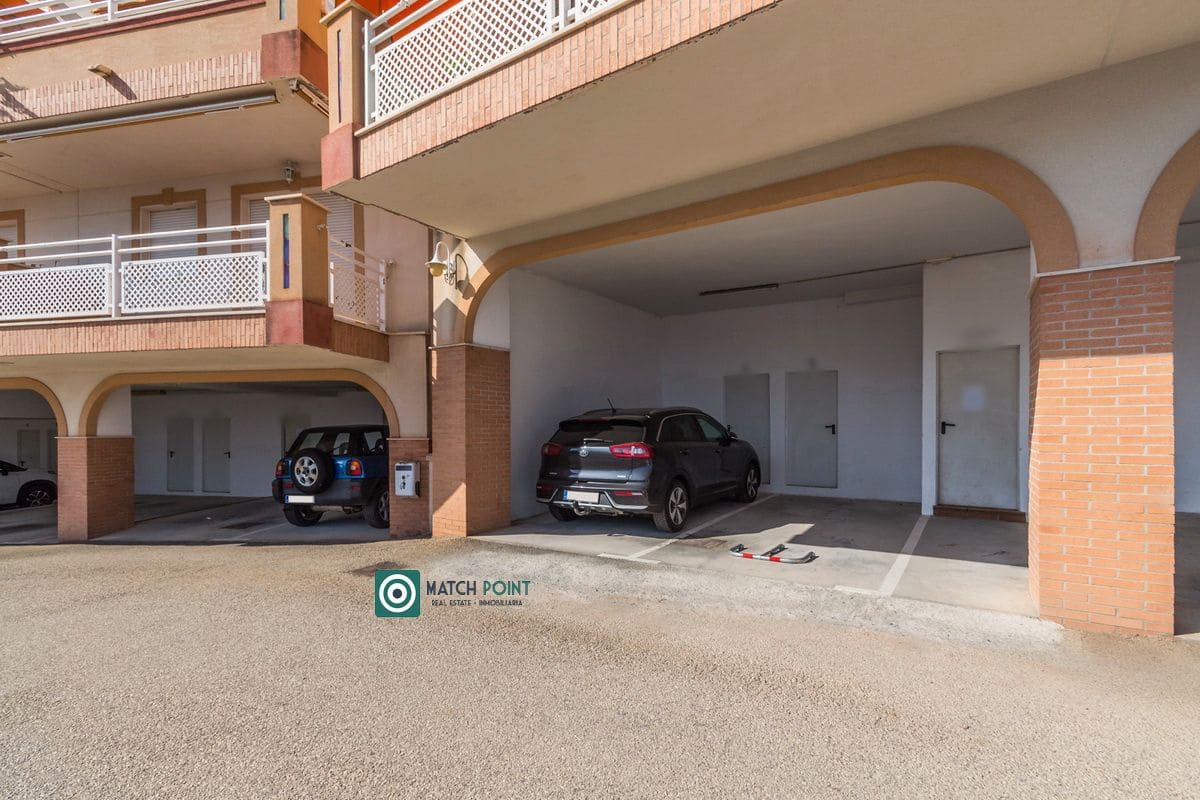 2 bedroom Apartment for rent in Almunecar with pool garage - € 850 (Ref: 9258120)