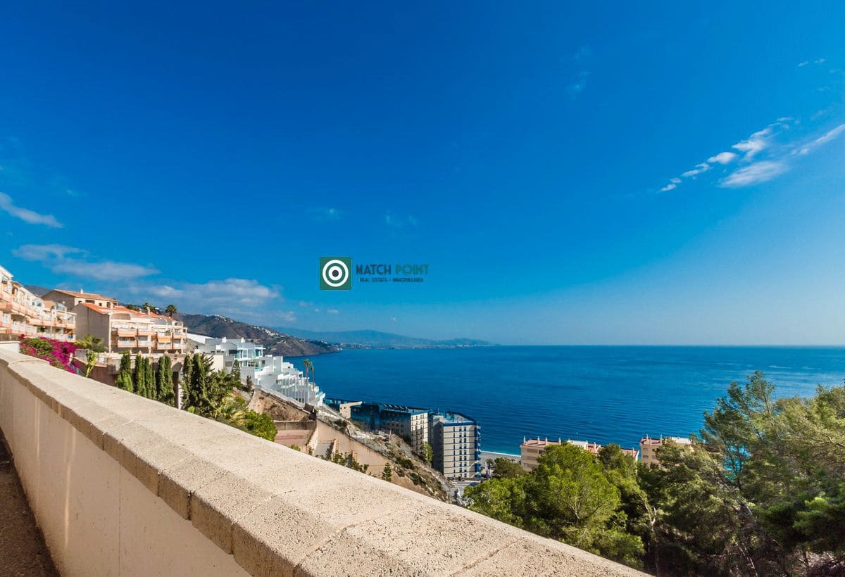 2 bedroom Apartment for rent in Almunecar with pool garage - € 850 (Ref: 9258120)