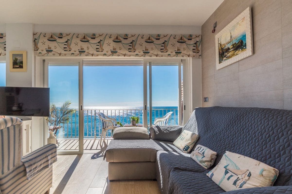 2 soveværelse Lejlighed til leje i Almunecar - € 800 (Ref: 9282812)