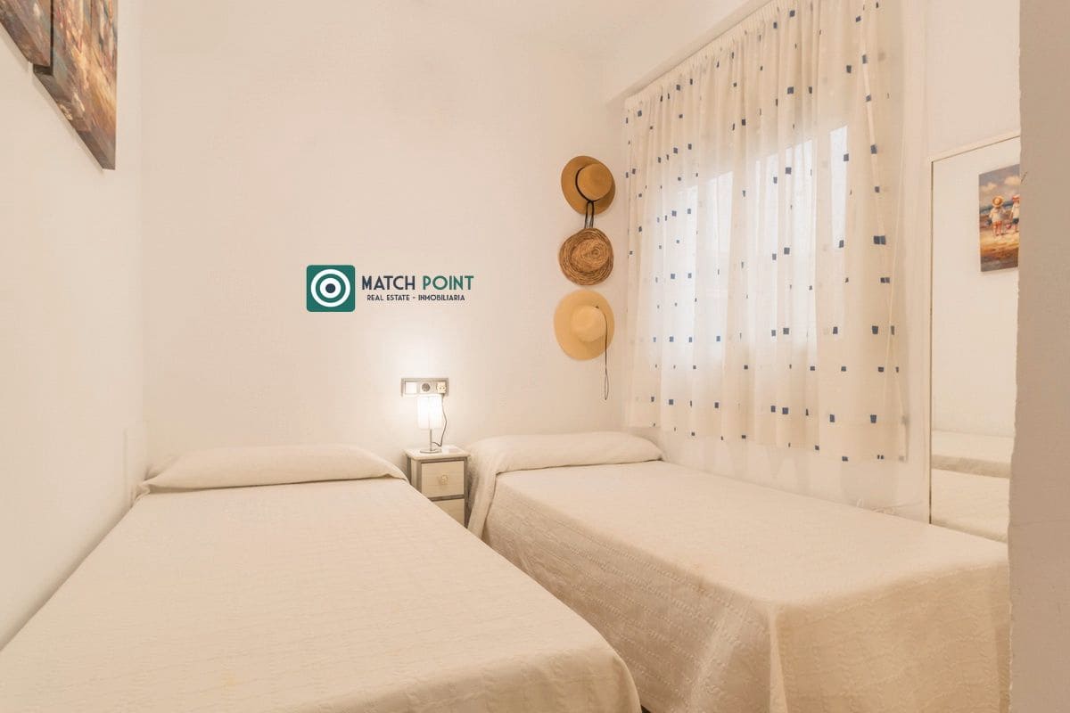 2 soveværelse Lejlighed til leje i Almunecar - € 800 (Ref: 9282812)