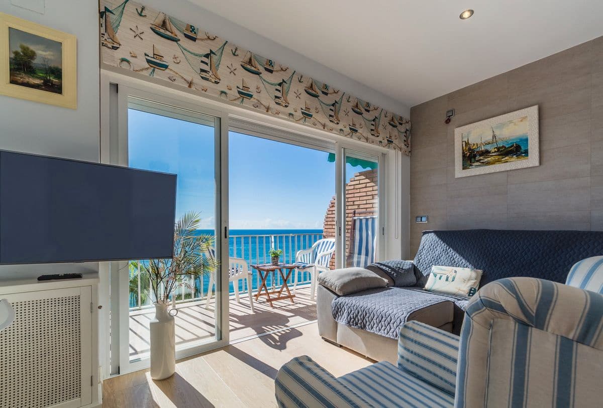 2 soveværelse Lejlighed til leje i Almunecar - € 800 (Ref: 9282812)