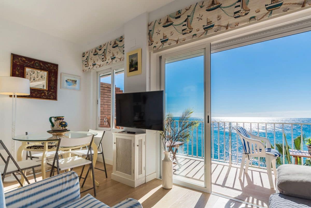 2 soveværelse Lejlighed til leje i Almunecar - € 800 (Ref: 9282812)