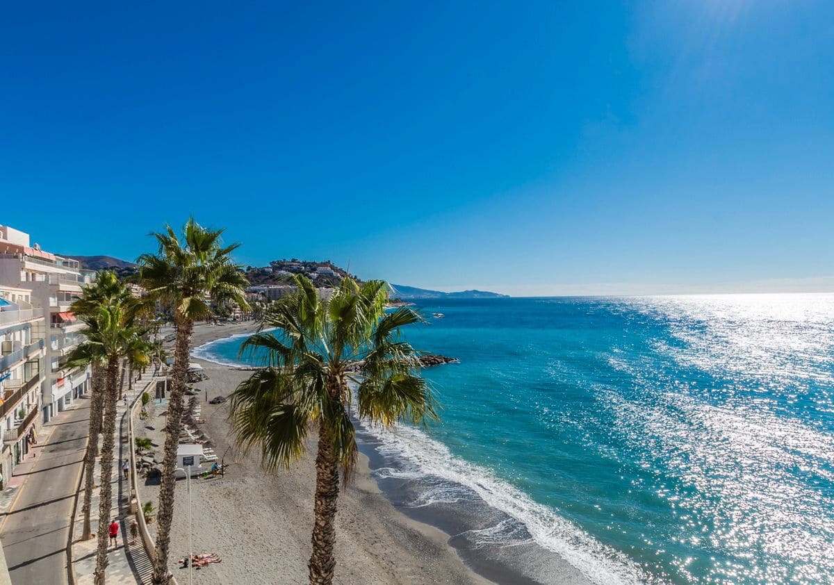 2 soveværelse Lejlighed til leje i Almunecar - € 800 (Ref: 9282812)