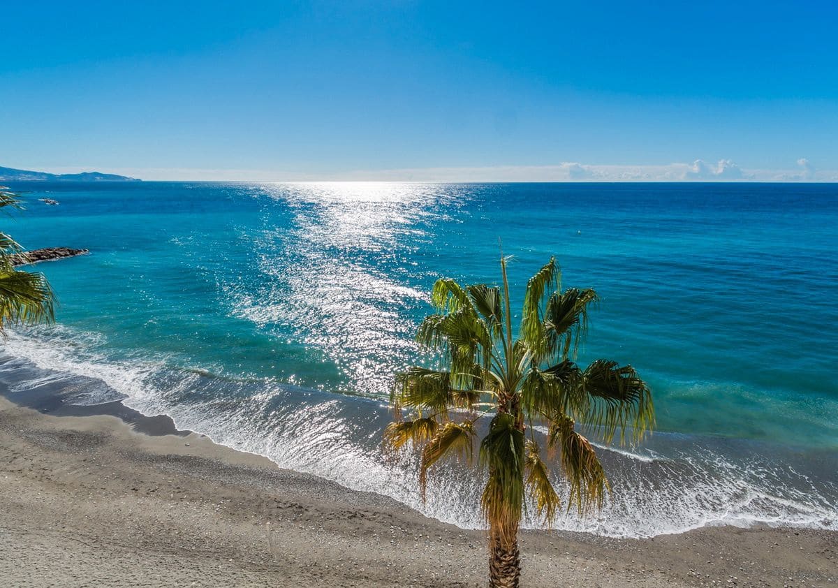 2 soveværelse Lejlighed til leje i Almunecar - € 800 (Ref: 9282812)