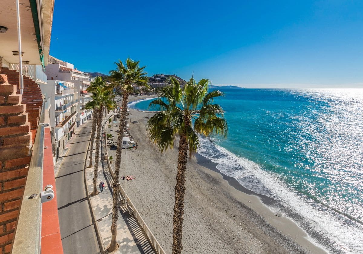 2 soveværelse Lejlighed til leje i Almunecar - € 800 (Ref: 9282812)