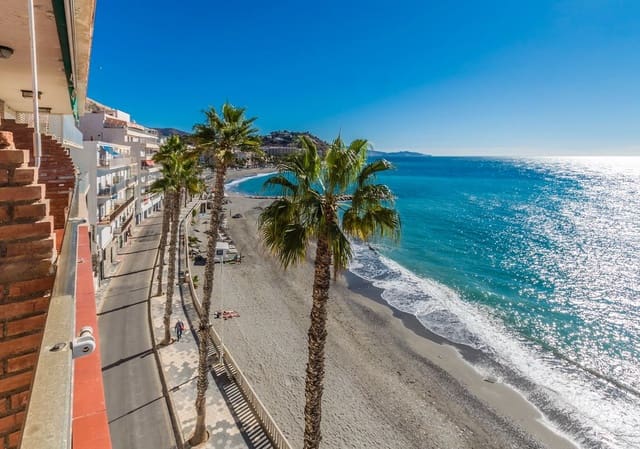 Piso de 2 habitaciones en Almuñécar en alquiler - 800 € (Ref: 9282812)