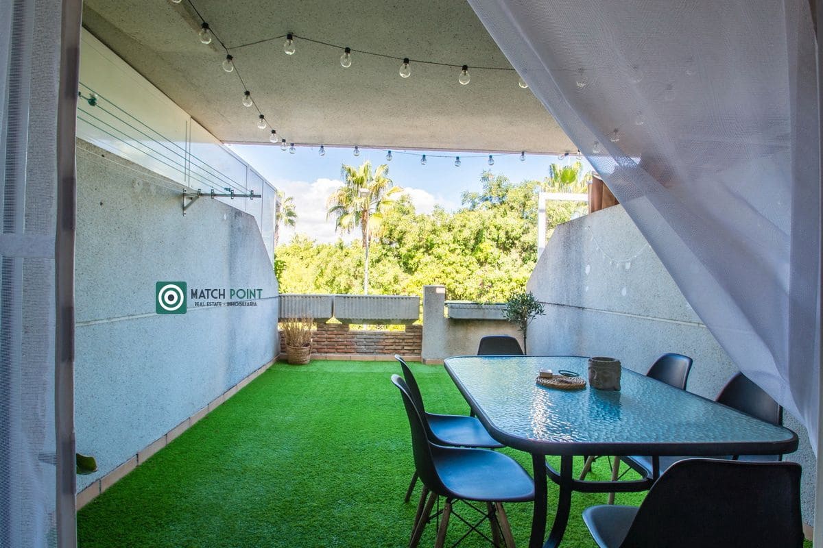 Piso de 2 habitaciones en Almuñécar en alquiler - 800 € (Ref: 9298813)