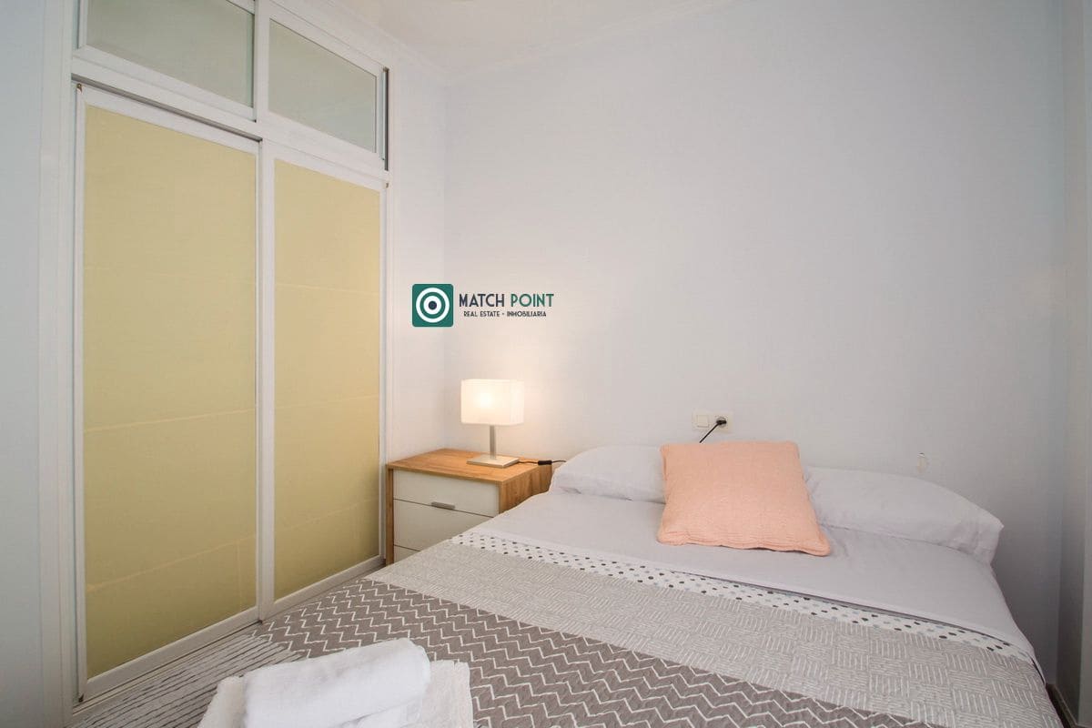 Piso de 2 habitaciones en Almuñécar en alquiler - 800 € (Ref: 9298813)