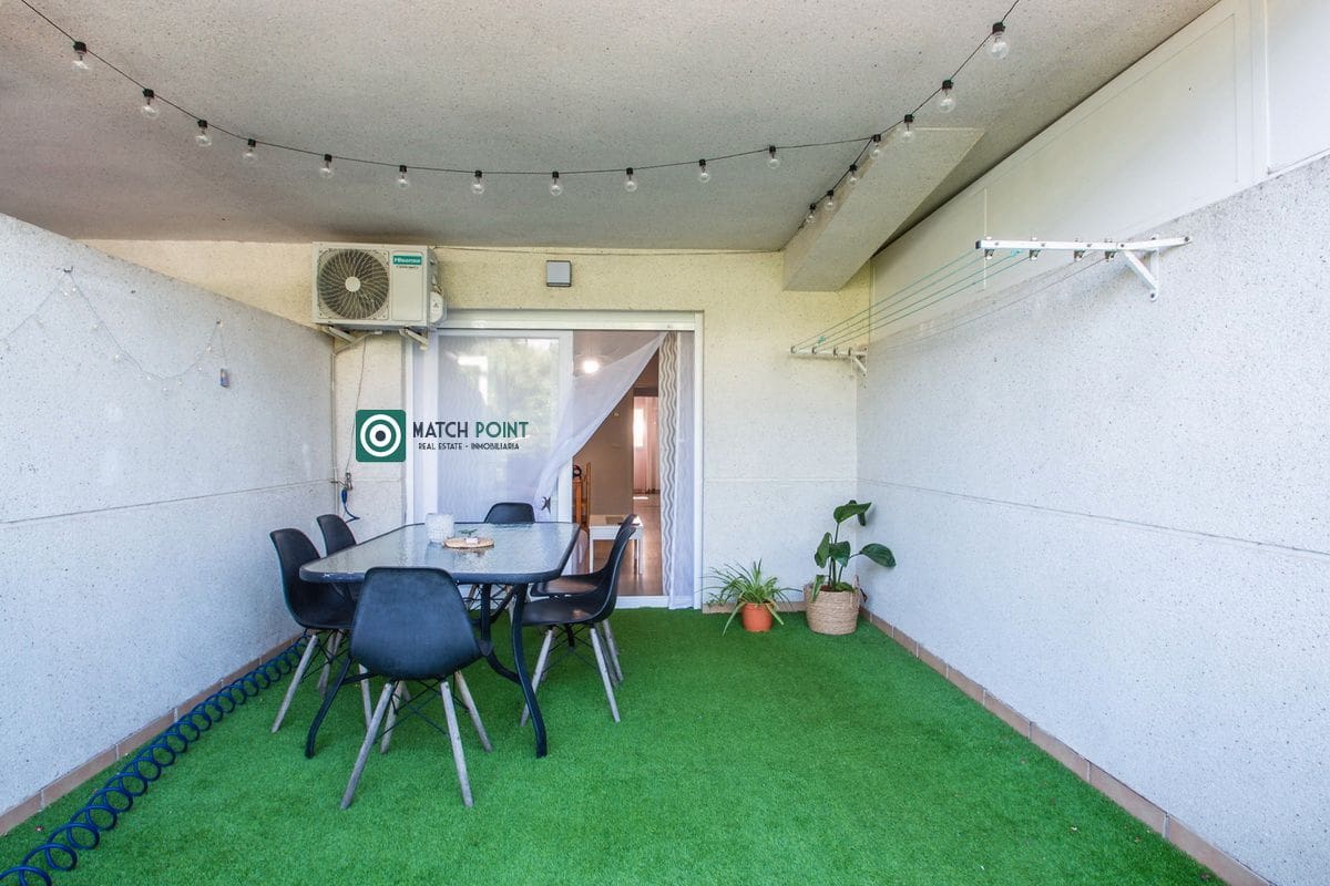 Piso de 2 habitaciones en Almuñécar en alquiler - 800 € (Ref: 9298813)