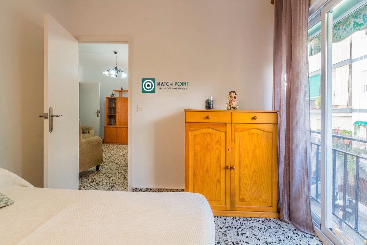 3 soveværelse Lejlighed til leje i Almunecar - € 650 (Ref: 9357635)