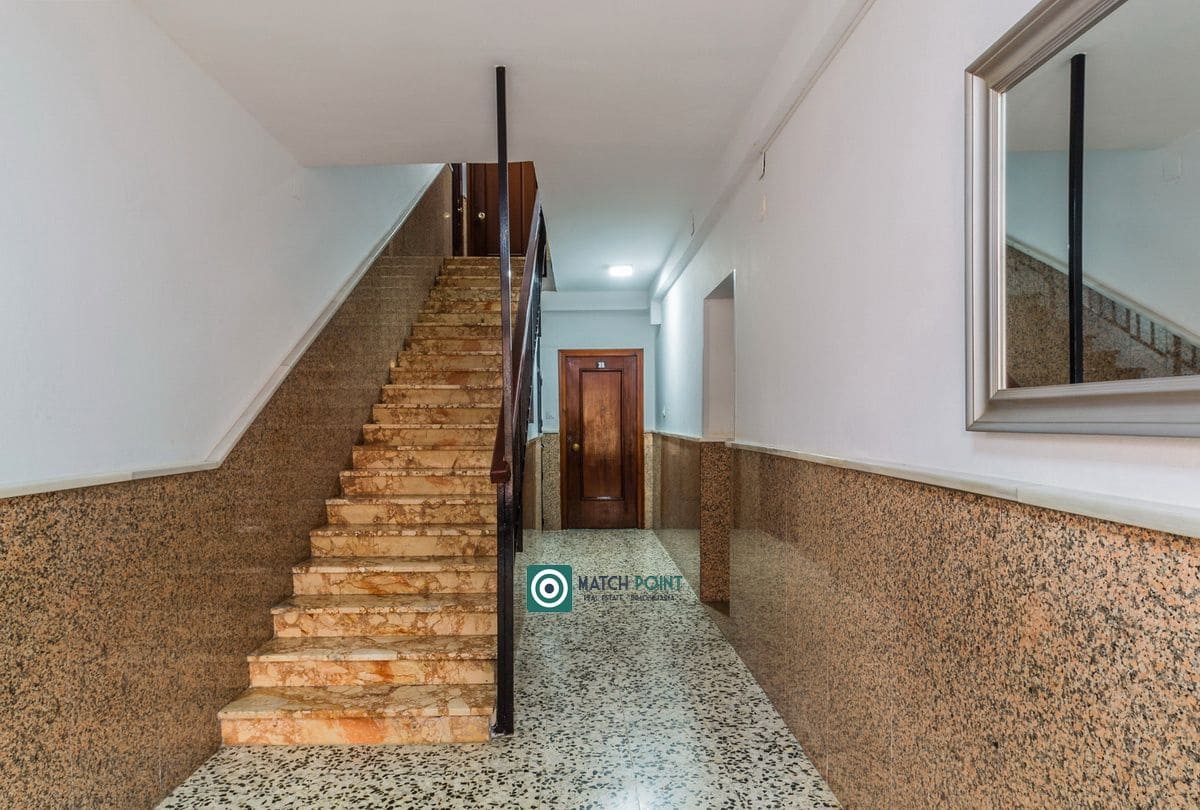 3 soveværelse Lejlighed til leje i Almunecar - € 650 (Ref: 9357635)