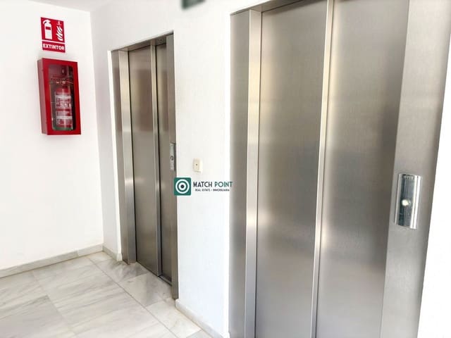 1 slaapkamer Flat te huur in Almuñécar - € 575 (Ref: 9370333)