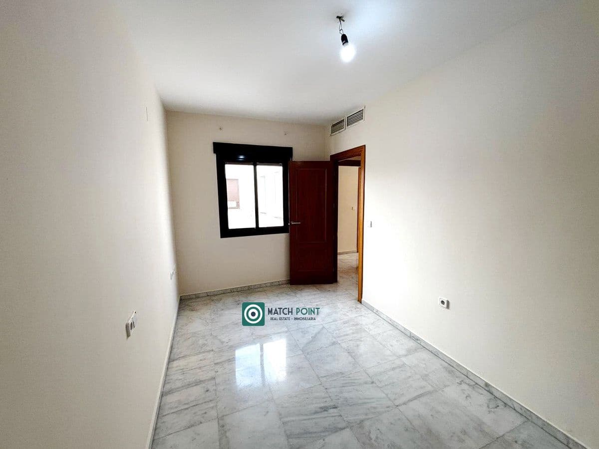 4 soverom Leilighet til leie i Almunecar - € 800 (Ref: 9376394)