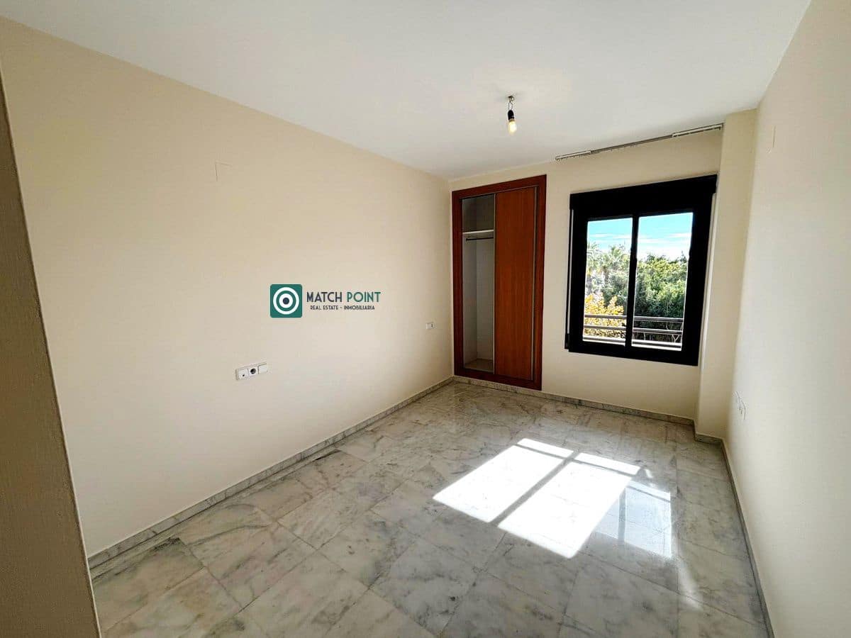 4 soverom Leilighet til leie i Almunecar - € 800 (Ref: 9376394)