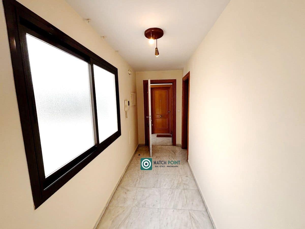 4 soverom Leilighet til leie i Almunecar - € 800 (Ref: 9376394)