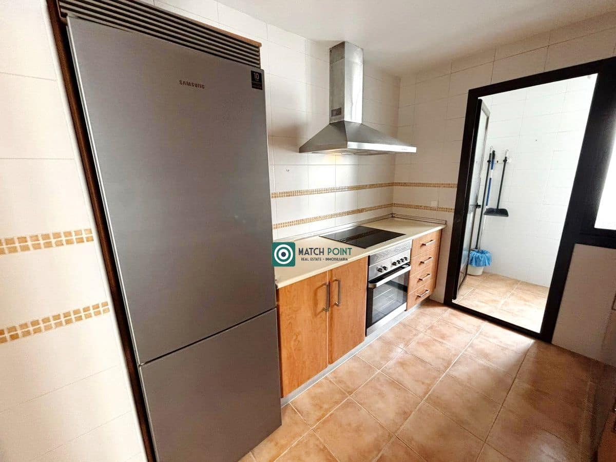 4 soverom Leilighet til leie i Almunecar - € 800 (Ref: 9376394)