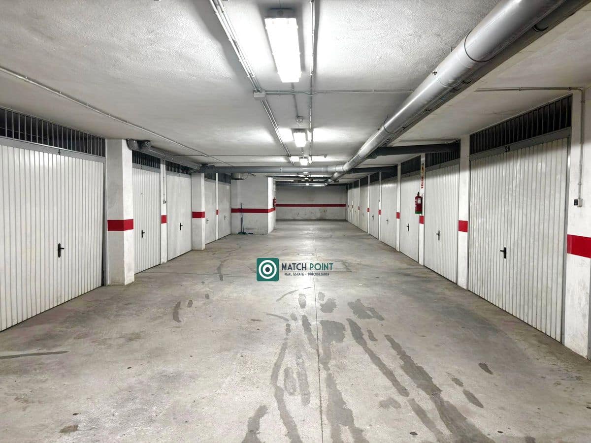 4 soverom Leilighet til leie i Almunecar - € 800 (Ref: 9376394)