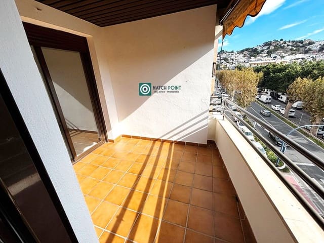 4 sovrum Lägenhet att hyra i Almuñécar - 800 € (Ref: 9376394)