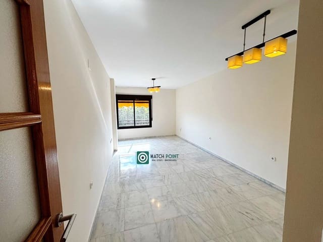 4 sovrum Lägenhet att hyra i Almuñécar - 800 € (Ref: 9376394)