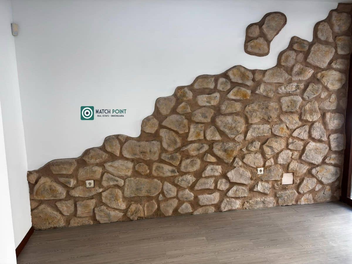 Kommersiell till salu i Almunecar - 108 000 € (Ref: 9398771)