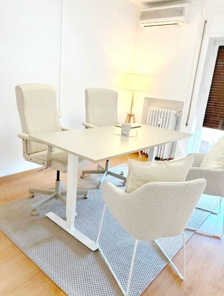 Kontor til leje i Madrid by - € 600 (Ref: 9399966)