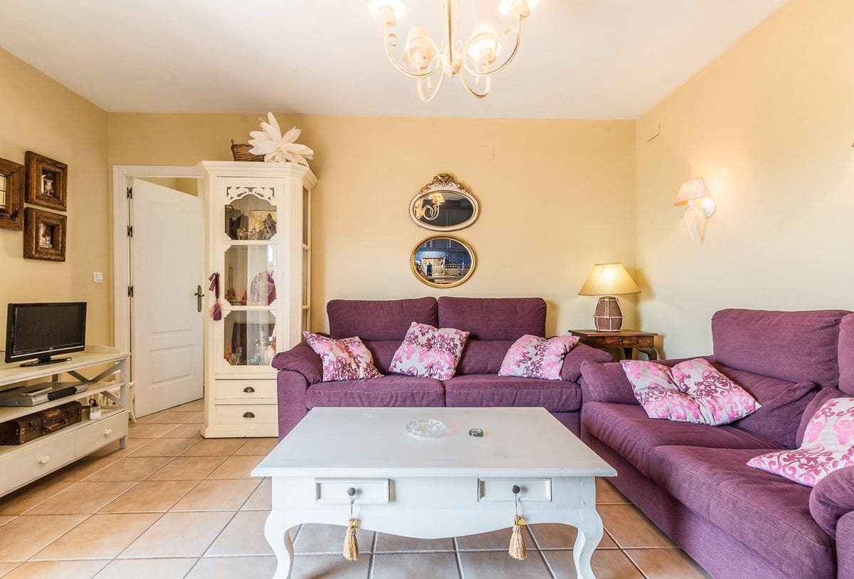 1 sovrum Lägenhet att hyra i Almunecar - 550 € (Ref: 9399967)