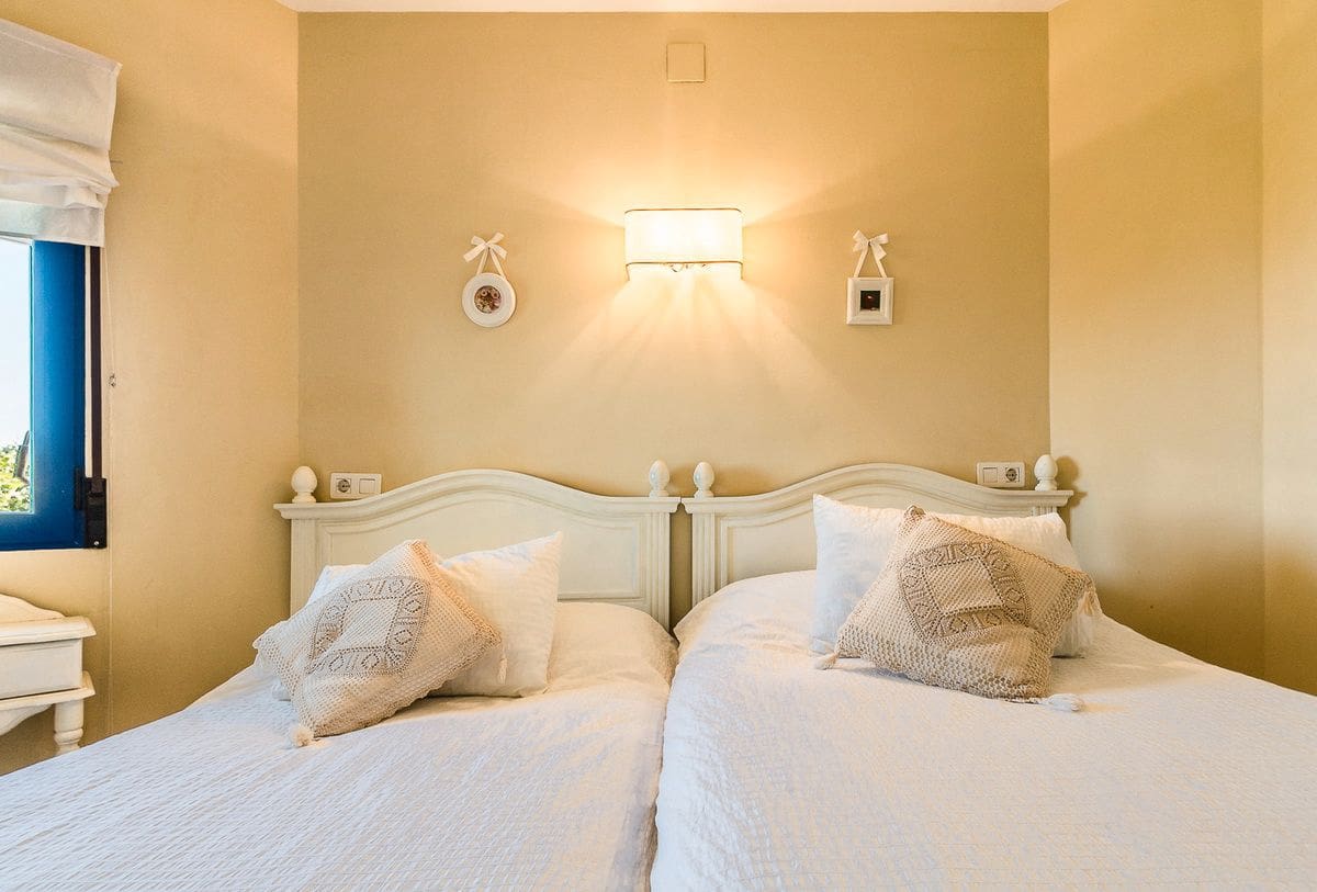 1 sovrum Lägenhet att hyra i Almunecar - 550 € (Ref: 9399967)