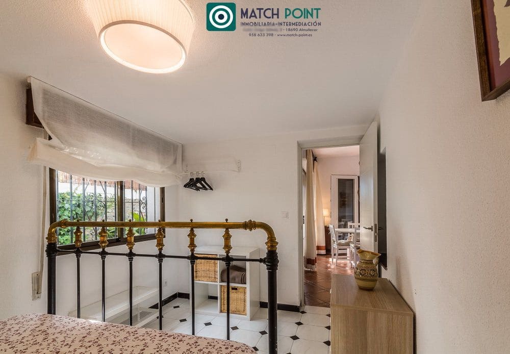 4 sypialnia Willa do wynajęcia w Almunecar - 1 500 € (Ref: 9399968)