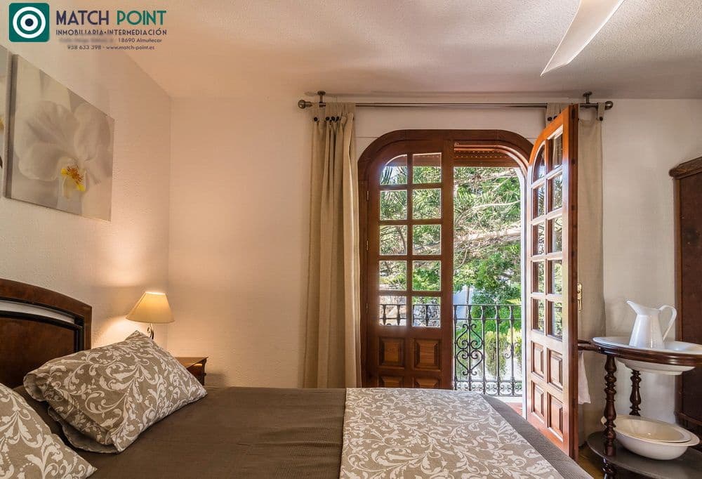 4 sypialnia Willa do wynajęcia w Almunecar - 1 500 € (Ref: 9399968)