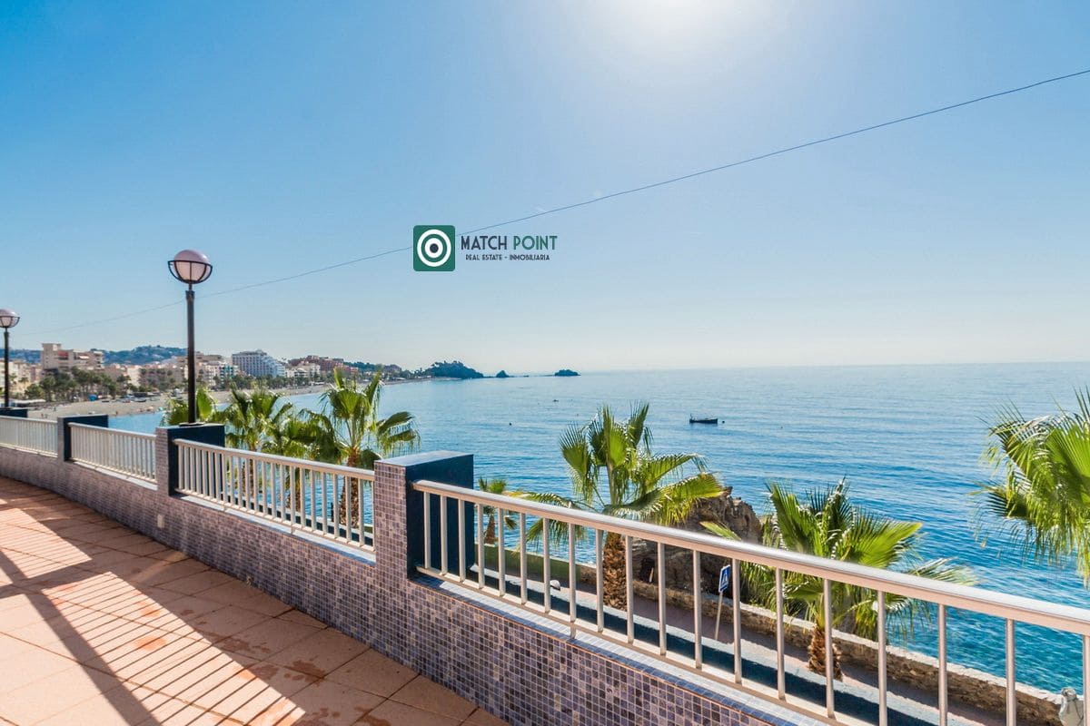 1 quarto Apartamento para arrendar em Almunecar - 1 200 € (Ref: 9424020)