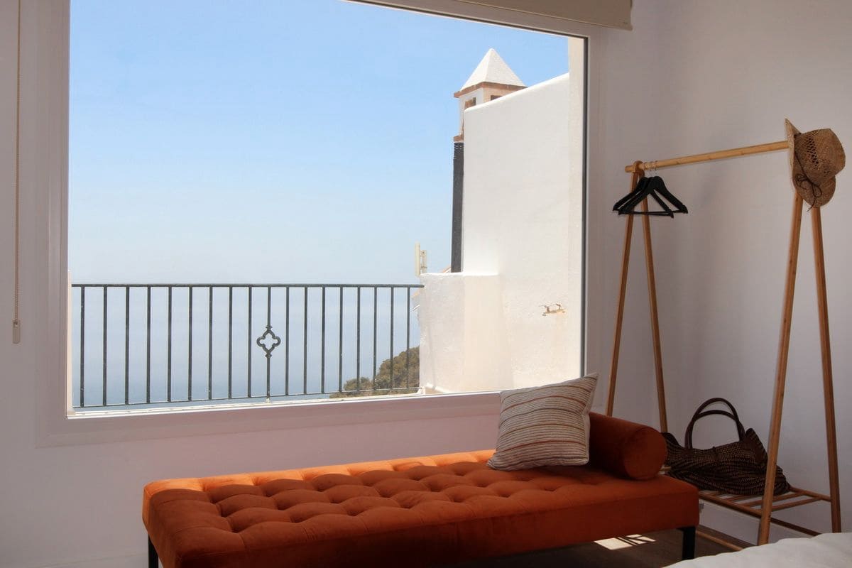 6 soverom Kjedet enebolig til salgs i Almunecar - € 1 090 000 (Ref: 9449287)