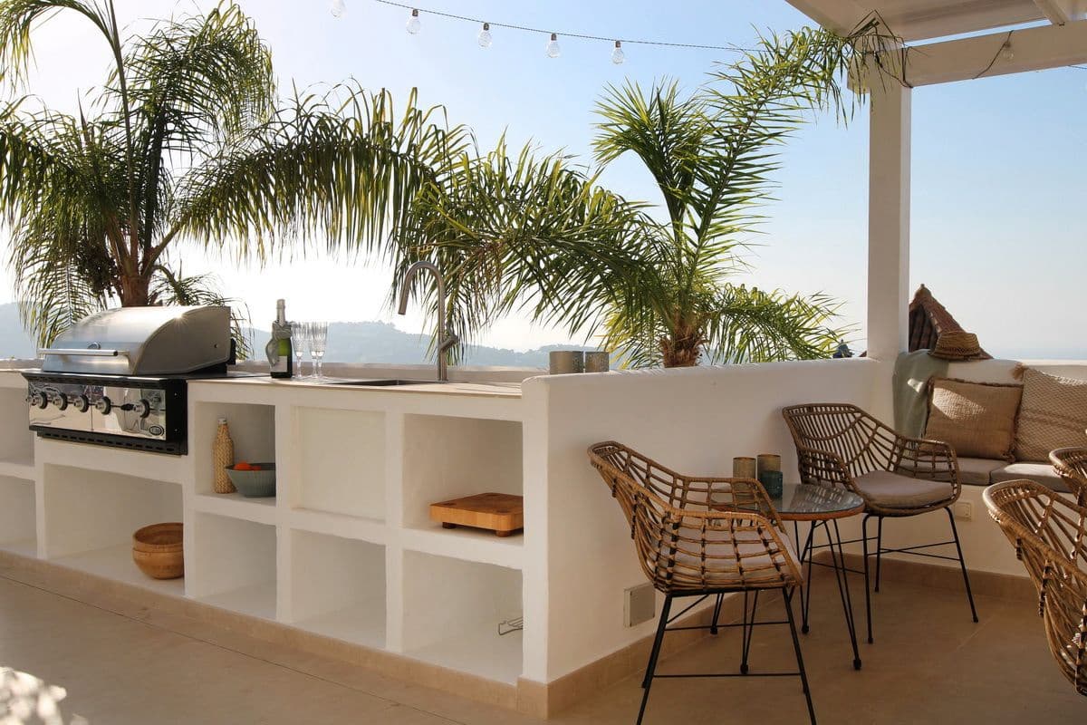 6 soverom Kjedet enebolig til salgs i Almunecar - € 1 090 000 (Ref: 9449287)