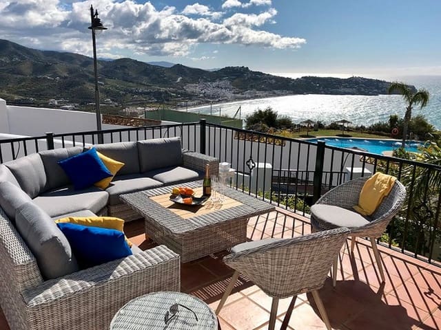 6 soverom Kjedet enebolig til salgs i Almuñécar - € 1 090 000 (Ref: 9449287)