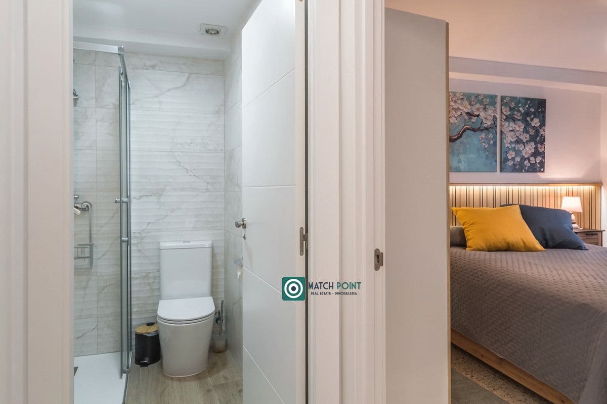 Appartement de 2 chambres à louer à Almunecar - 900 € (Ref: 9462805)