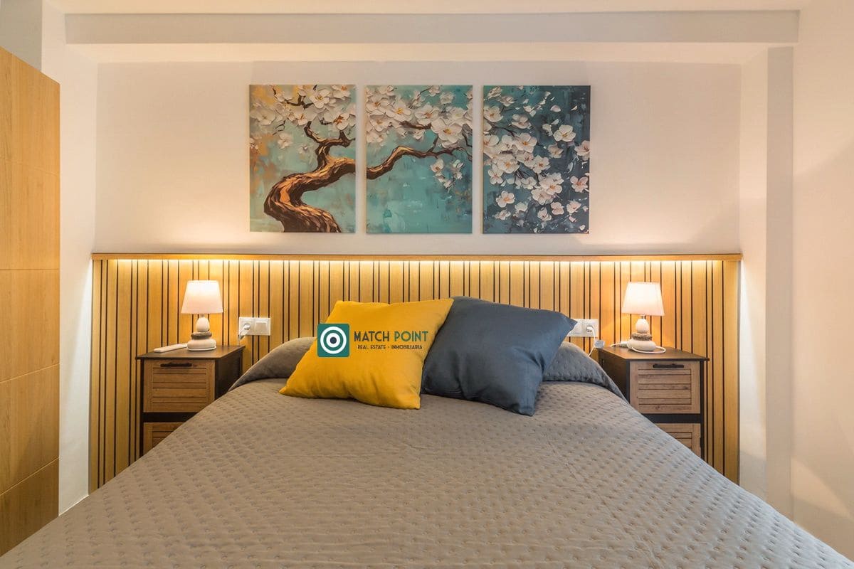 Appartement de 2 chambres à louer à Almunecar - 900 € (Ref: 9462805)