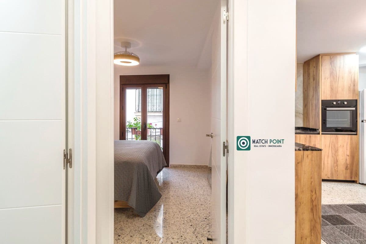 Appartement de 2 chambres à louer à Almunecar - 900 € (Ref: 9462805)