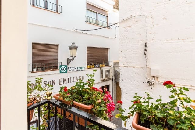 Appartement de 2 chambres à louer à Almuñécar - 900 € (Ref: 9462805)