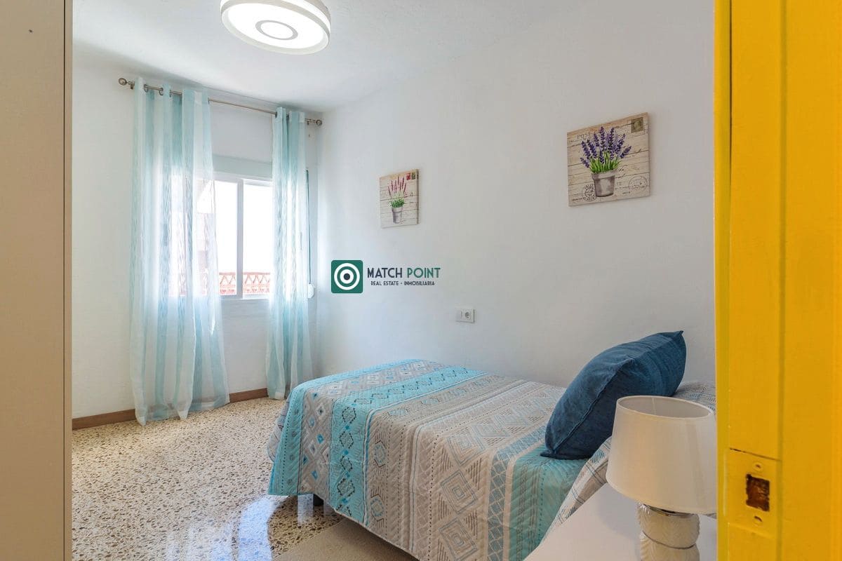 Piso de 3 habitaciones en Lentegí en alquiler - 550 € (Ref: 9497933)