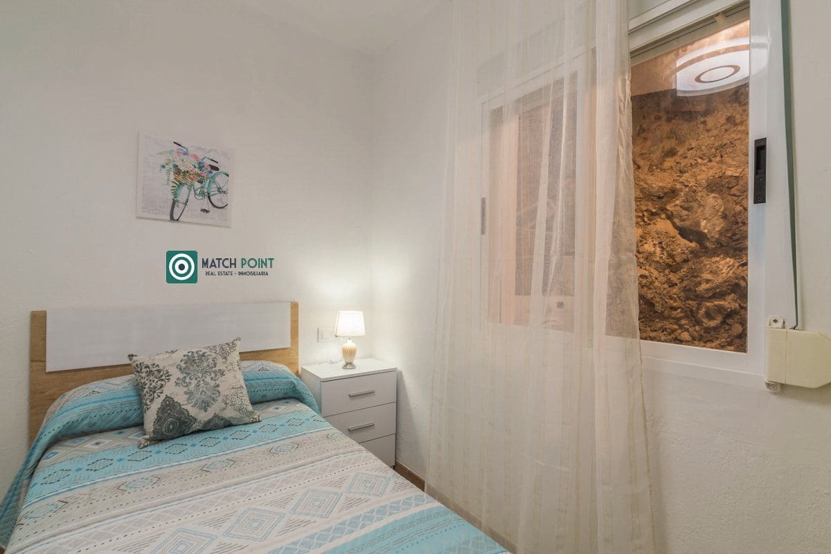 Piso de 3 habitaciones en Lentegí en alquiler - 550 € (Ref: 9497933)