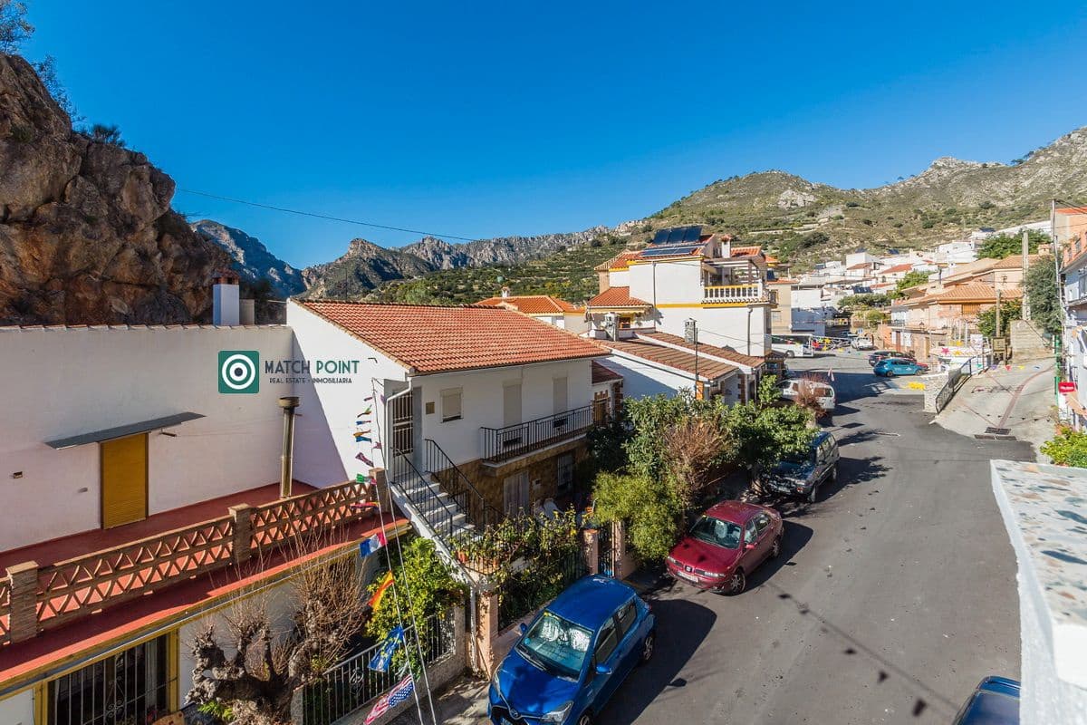 Piso de 3 habitaciones en Lentegí en alquiler - 550 € (Ref: 9497933)